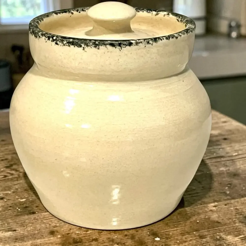 Vintage Casey Pottery Magnolia Sugar Bowl w Lid Marshall Texas Handmade USA 4”